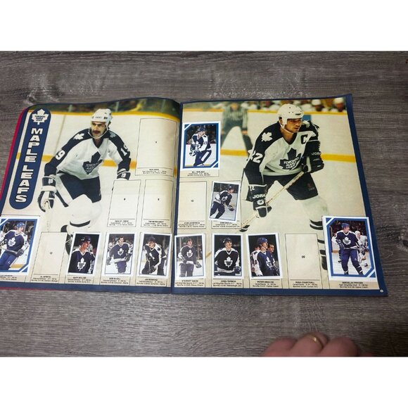 1985 O-Pee-Chee Hockey Sticker Album Yearbook Set Gretzky Mario Lemieux - Picture 3 of 8